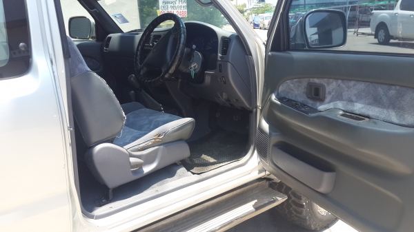 4wd ที่สภาพสวย เดิม วิ่งน้อย 180,000km. 4wd ที่สภาพสวย เดิม วิ่งน้อย 180,000km.