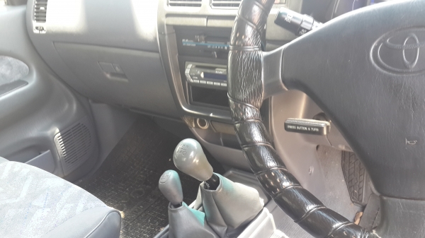 4wd ที่สภาพสวย เดิม วิ่งน้อย 180,000km. 4wd ที่สภาพสวย เดิม วิ่งน้อย 180,000km.