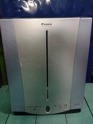 เครื่องฟอกอากาศไดกิ้น สภาพดี พร้อมใช้งาน