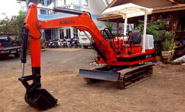 รถขุดKOBOTA KH-15 ขนาด pc-30เครื่อง 3 สูบรถเก่านอกมีเอกสารการทำงานไว ติดต่อ 085-5632278 นายภานุกูล