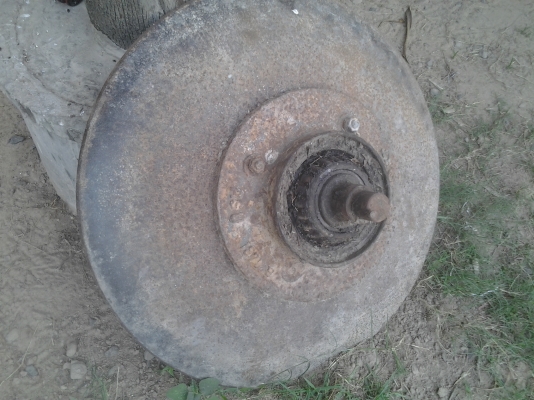 ขายตามสภาพผาล3ใบ26นิ้วCMTสภาพทีเห็นติดมากับรถไถฟอด ขายตามสภาพผาล3ใบ26นิ้วCMTสภาพทีเห็นติดมากับรถไถฟอด