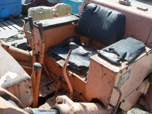 D50S-15-41559 Tel : 098-858-5524 สามภพครับ