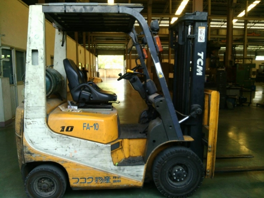 ่ขายรถยกโฟร์คลิฟท์ยี่ห้อ TCM 1ตัน.