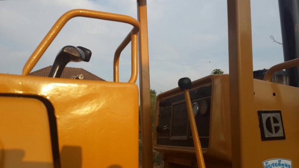 ขายแทรคเตอร์ CAT D4H