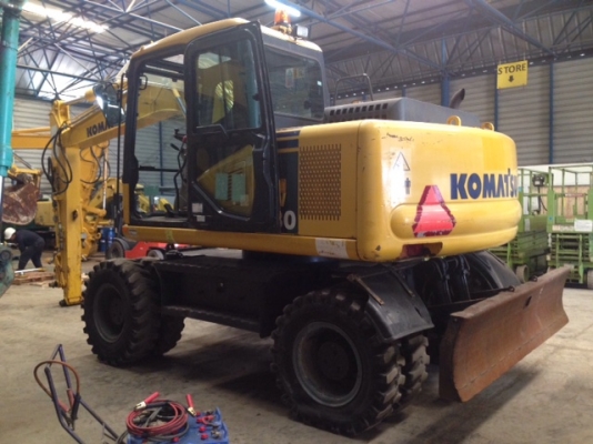 รถขุดล้อยาง Komatsu PW130-7K#K40083F สนใจโทร. 080-6565422 (หนิง)