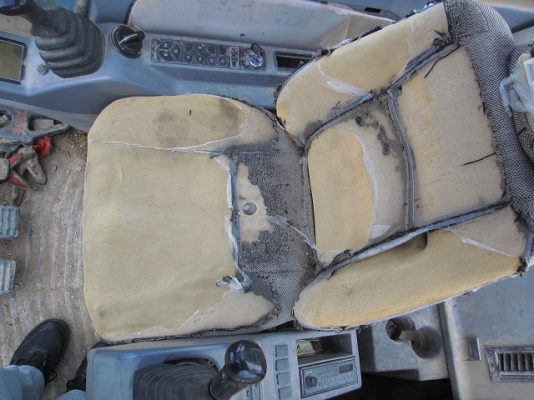 รถขุด Kobelco SK120-3-#LP-15757 piping สนใจโทร. 080-6565422 (หนิง)