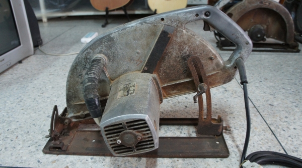 เลื่อยวงเดือนMAKITA 5402 เลื่อยวงเดือน 415mm(16") 1750W