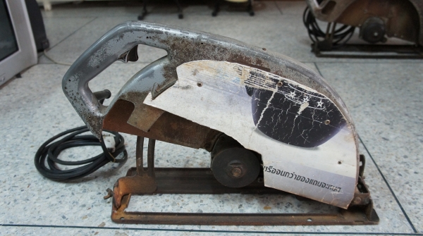 เลื่อยวงเดือนMAKITA 5402 เลื่อยวงเดือน 415mm(16") 1750W