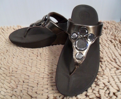 รองเท้า FitFlop เกรด A คุณภาพดีทุกคู่ ราคา 550 บาท จัดส่งฟรี รองเท้า FitFlop เกรด A คุณภาพดีทุกคู่ ราคา 550 บาท จัดส่งฟรี