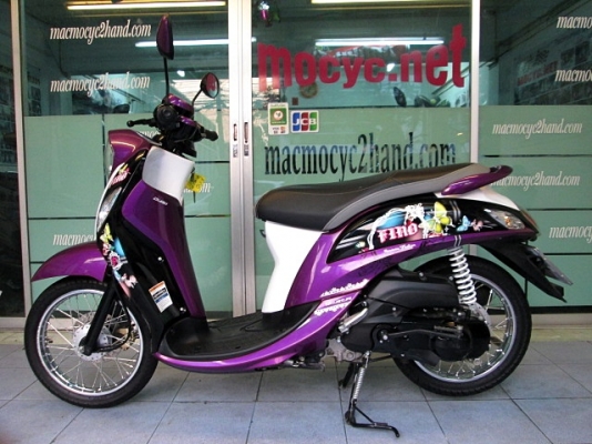 Fino i สี ม่วงดำขาว ลายแฟร์ชั่น ลายใหม่ล่าสุด  รถเดือน พฤษภาคม ปี57 ไมล์ 2 พันโล แถม 2 รายการ 31900