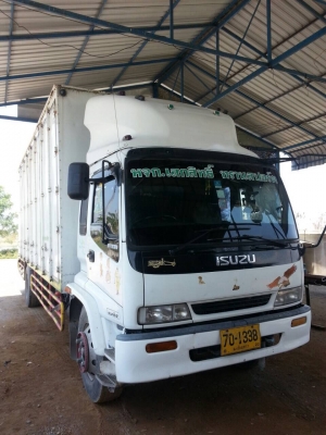 ขายรถ6ล้อตู้10บานสวยจัดจร้า