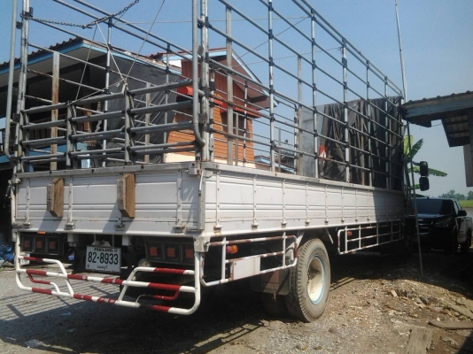 หกล้อ อีซูซุ ร็อค175แรง ยาว7.20ม.(โอนตางมัดจำเรียบร้อยครับ)