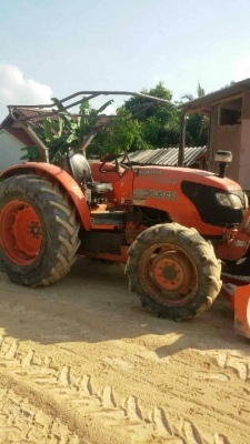 รถไถ KUBOTA 7040  ,  2 เพลา    ( รถทำงาน 3,xxx ชม. )    สนใจติดต่อ  081 - 6079515