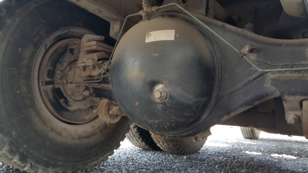 ขายรถหัวลาก 10 ล้อ 2 เพลา พร้อมหางคอกไม่ดั้ม 2 คาน ISUZU 270 ปี.46 รถสวยแบบเดิมๆราคา 1550000 ต่อรอง