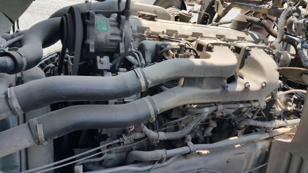 ขายรถหัวลาก 10 ล้อ 2 เพลา พร้อมหางคอกไม่ดั้ม 2 เพลา HINO 320 ปี.ธ.ค-46 รถสวยเดิมๆ ราคา1650000 มี 3 ชุด สนใจรีบจองด่วน ขายรถหัวลาก 10 ล้อ 2 เพลา พร้อมหางคอกไม่ดั้ม 2 เพลา HINO 320 ปี.ธ.ค-46 รถสวยเดิมๆ ราคา1650000 มี 3 ชุด สนใจรีบจองด่วน