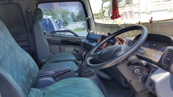 ขายรถหัวลาก 10 ล้อ 2 เพลา พร้อมหางคอกไม่ดั้ม 2 เพลา HINO 320 ปี.ธ.ค-46 รถสวยเดิมๆ ราคา1650000 มี 3 ชุด สนใจรีบจองด่วน ขายรถหัวลาก 10 ล้อ 2 เพลา พร้อมหางคอกไม่ดั้ม 2 เพลา HINO 320 ปี.ธ.ค-46 รถสวยเดิมๆ ราคา1650000 มี 3 ชุด สนใจรีบจองด่วน