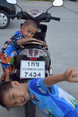 ยามาฮ่า มีโอ 125i สีน้ำตาล-ดำ ปี 56 สภาพเดิม ๆ ราคา เบา ๆ ยามาฮ่า มีโอ 125i สีน้ำตาล-ดำ ปี 56 สภาพเดิม ๆ ราคา เบา ๆ