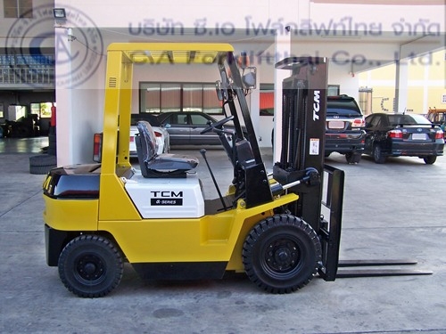 ขาย รถโฟล์คลิฟท์ TCM รุ่น FD25Z3