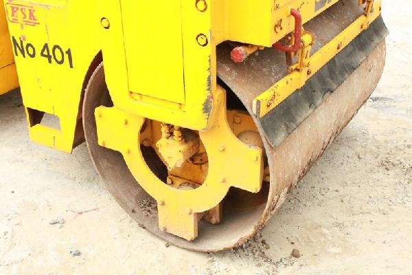 ขายรถบดถนน SAKAI SW41