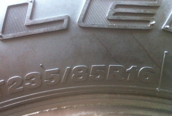 ยาง Mud Bridgestone 235 85 16 ปี11