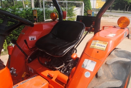 ขายรถไถ Kubota L 3408 (4WD) พร้อมมีดดันหน้า รถพร้อมใช้งานครับ ขายรถไถ Kubota L 3408 (4WD) พร้อมมีดดันหน้า รถพร้อมใช้งานครับ