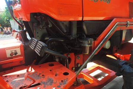ขายรถไถ Kubota L 3408 (4WD) พร้อมมีดดันหน้า รถพร้อมใช้งานครับ