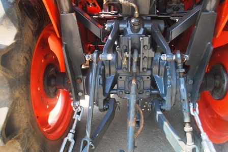 ขายรถไถ Kubota L 3408 (4WD) พร้อมมีดดันหน้า รถพร้อมใช้งานครับ