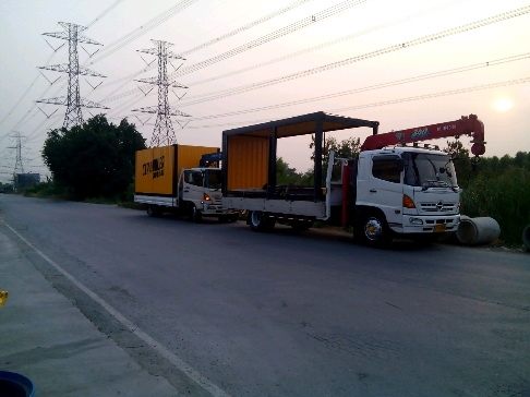 รถเฮี้ยบรับจ้าง รถเครนรับจ้าง ขนย้ายรถโฟคคลิฟท์ รถยกให้เช่า ขนส่งรถยก