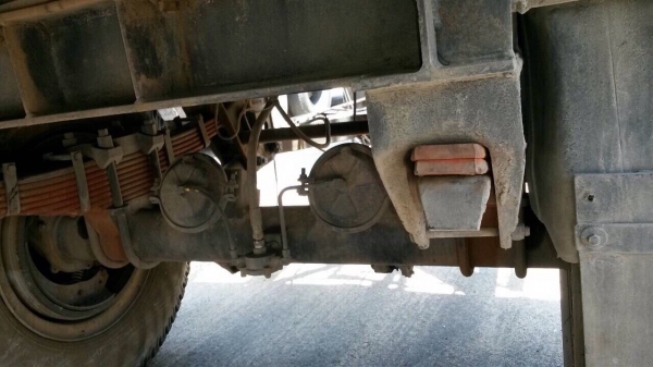 18 ล้อไม่ดั้ม แม่-ลูก  แม่ 270 แรง ปี 2545 ลูก 2 คาน รถห้างแท้