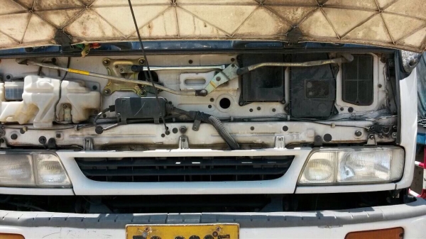 18 ล้อไม่ดั้ม แม่-ลูก  แม่ 270 แรง ปี 2545 ลูก 2 คาน รถห้างแท้