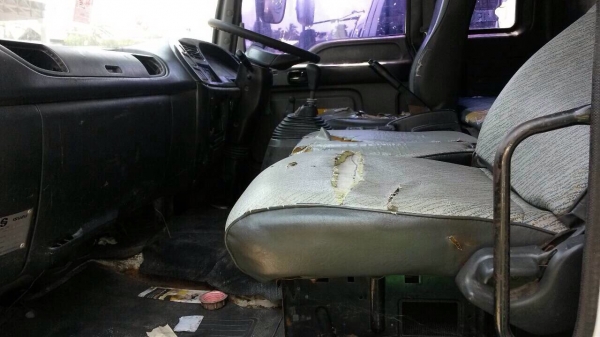 18 ล้อไม่ดั้ม แม่-ลูก  แม่ 270 แรง ปี 2545 ลูก 2 คาน รถห้างแท้