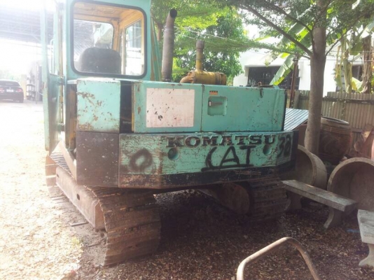 รถแบคโฮ KOMATSU PC 60-2 รถแบคโฮ KOMATSU PC 60-2