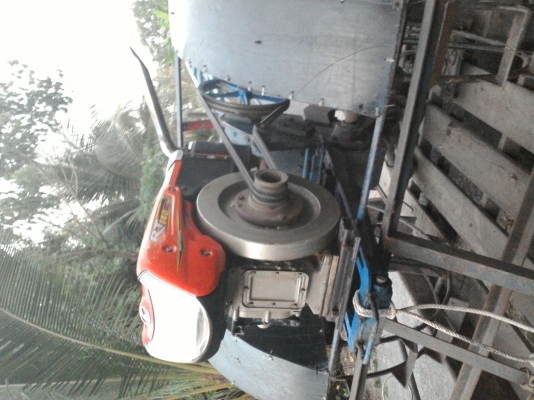 เครื่องรถไถ เครื่องรถไถ