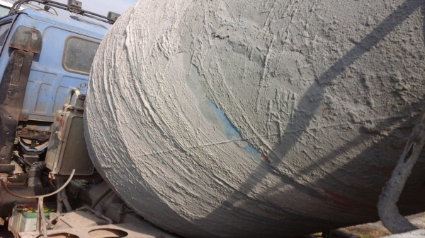 ขายด่วนรถ6ล้อNKRเครือง130แรงติดตรง2.5คิวมีเล่มทะเบืยน