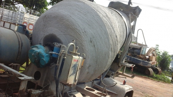 ขายด่วนโม้ปูนโม้ตรง2.5คิวโม้สภาพพร้อมใช้งานราคา110000 ขายด่วนโม้ปูนโม้ตรง2.5คิวโม้สภาพพร้อมใช้งานราคา110000