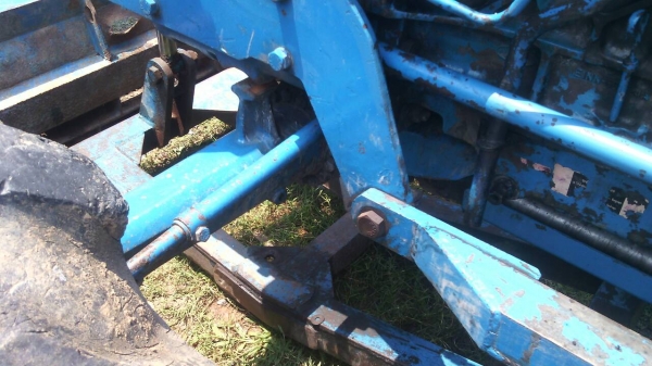 ขายครับขายรถไถ2เพลาพร้อมใข้สภาพตามรูปไม่มีเล่มทะเบียน