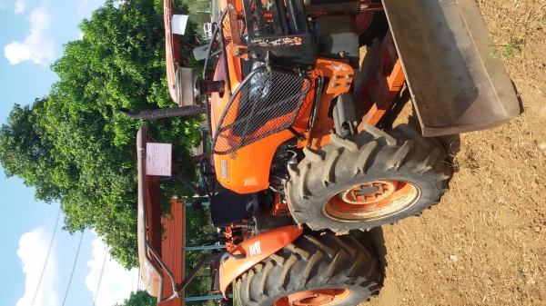 คูโบต้า M 9540 พร้อมใบมีดหน้า และหางบุกเบิก มือสองถูกม๊าก มาก ตัวนี้แจ่มมาก ราคา 550000 บาท