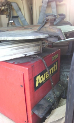 เครื่องถอดยาง ก็ จัดส่งไปแล้ว เหมือนกันครับ ลูกค้าร้อยเอ็ด