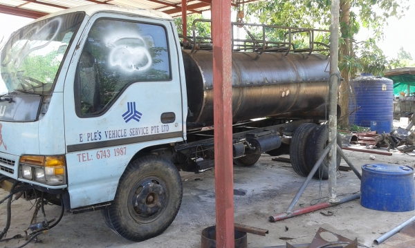 รถดูดส้วม NPR ถังใหม่