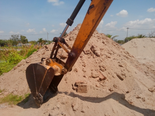 ขายแบคโฮ IHI PC50 ราคาถูกๆครับ ลดสุดๆเลยครับงดต่อรอง130,000 บาท