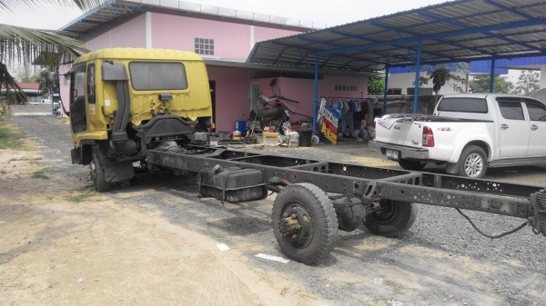 ขายรถล้อ 6 ล้อ ดั้ม 195 ล้อ16" ราคาถูกคุยกัน ติดต่อคุณประดับ 081-8063297