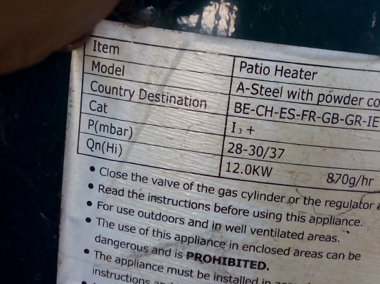 เครื่อง Patio heate   เครื่องทำความร้อนด้วยแก็สแบบดวงโครมด้านบน