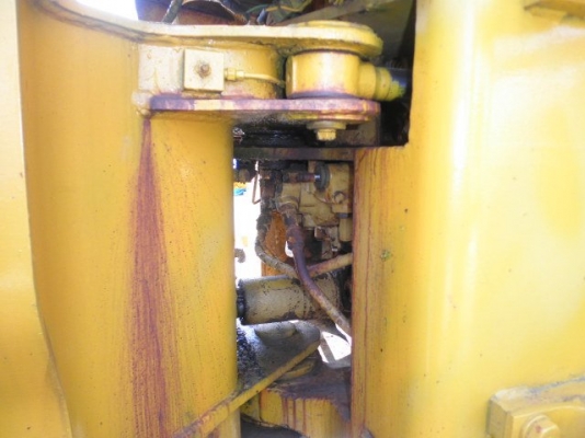 รถตักยอดฮิต 920 #75J-***** 1982yr 14250hr Tel : 098-858-5524 สามภพ ครับ