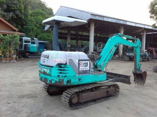 ขาย SUMITTOMO. Pc30. เครื่องแน่น คอนโทลสั้น. ปั๊มนิ้ว. เปลี่ยนแทรคเหล็กให้.  ราคา 290,000. สนใจ. 096-3268553.  ช่างเบนซ์.  ID LINE0963268553