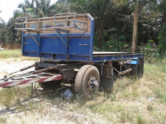 หางลูกพ่วงพื้นเรียบ 2 คาน ยาง 8 เส้น ครบ ของสามมิตรSMM ขายตามสภาพ หางสภาพดี ยางด้อย เล่มพร้อม