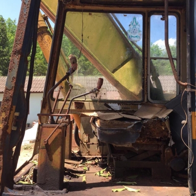 PC200-3 รถดี แต่สภาพไม่ค่อยสวย โซ่ช่วงล่างใช้ได้ ปั้มดี รถใช้งานได้เลย