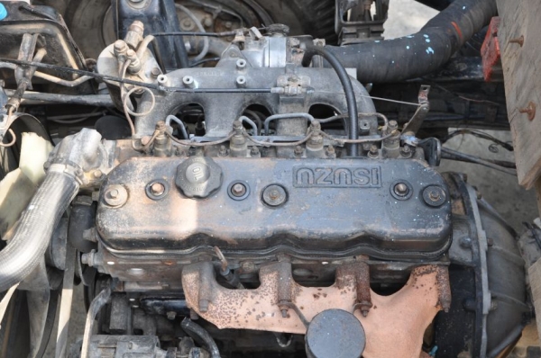 ขายISUZU KS32 สภาพดี 6ล้อ เครื่อง110แรง ทะเบียนพร้อมโอน