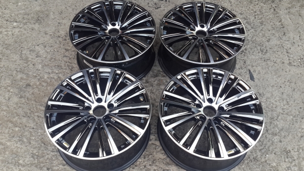 ขอบ 18 5รู114 สภาพสวยๆ ครบชุด 4วง