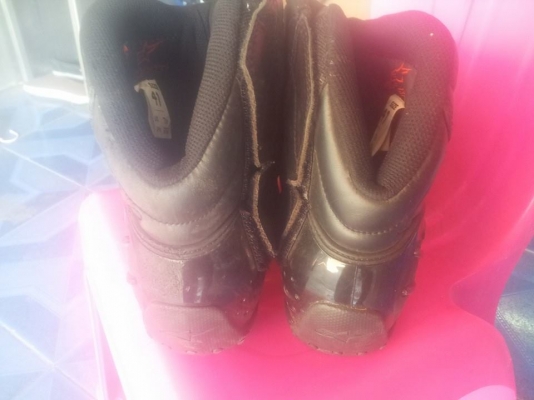 รองเท้าข้อสั้นมือสอง เบอร์41