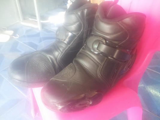 รองเท้าข้อสั้นมือสอง เบอร์41